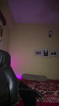 Živý XXX chat GunSlay