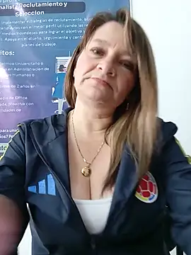 KAREN--03n Live XXX chat
