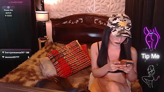 SluttyFilthyAlexa – Naživo XXX chat