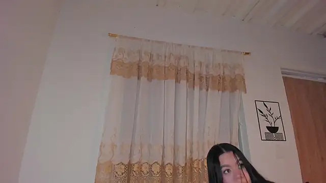 annie_barozzi Adlı Modelin Canlı XXX Sohbeti