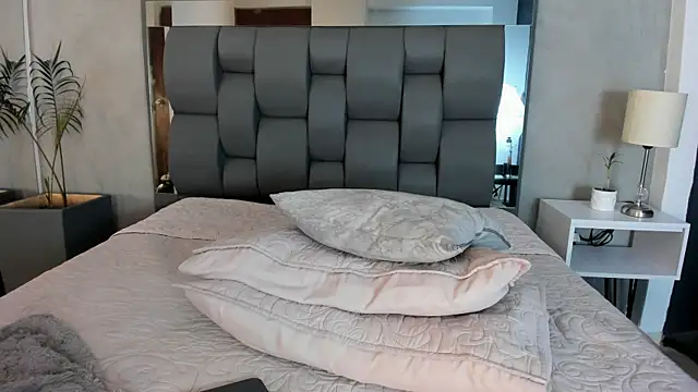 Charlie___Musk 即時 XXX 聊天