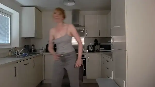 Anna_Raye élő XXX-chatje