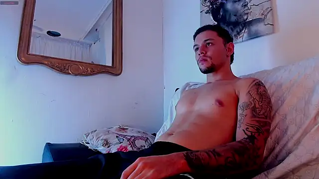 צ'אט XXX בשידור חי של Brian_Adler