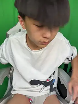 DD-101 live XXX chat