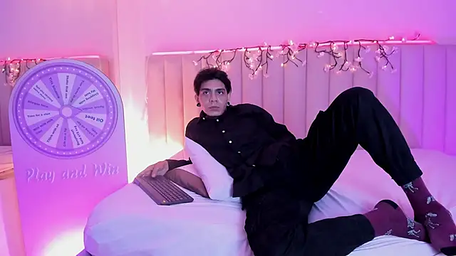 abrilandjulian's Live XXX Chat