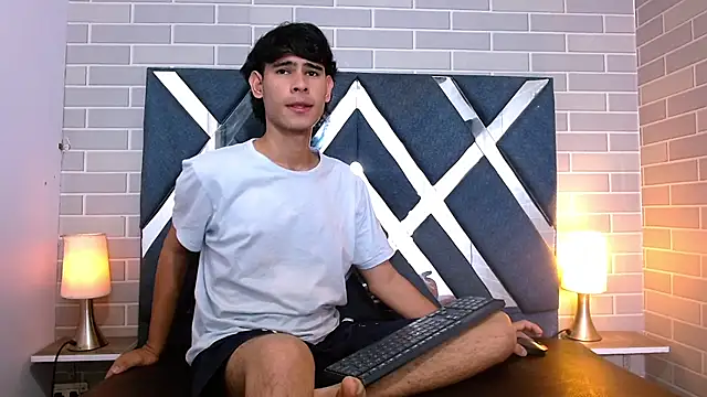 Kevin_Brooks1 Live XXX Chat