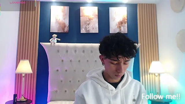 Chat XXX ao vivo de Aiden_Rivers_