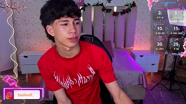 kaelwolf_tay লাইভ XXX চ্যাট