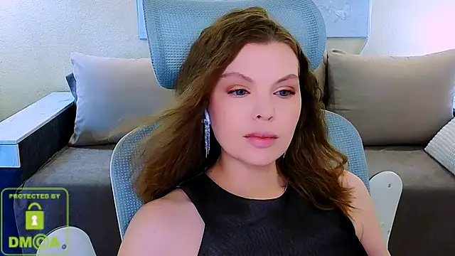 Glossier XXX чат на живо