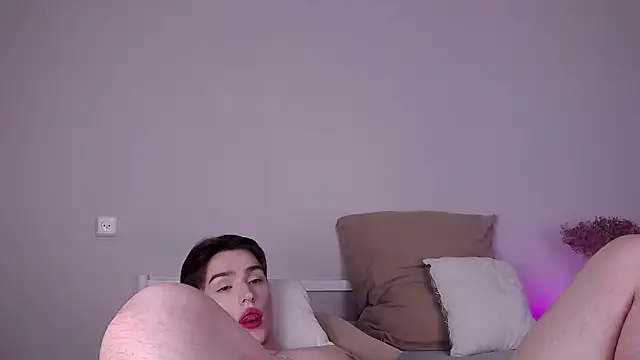 Онлайн чат XXX RobbyCharming