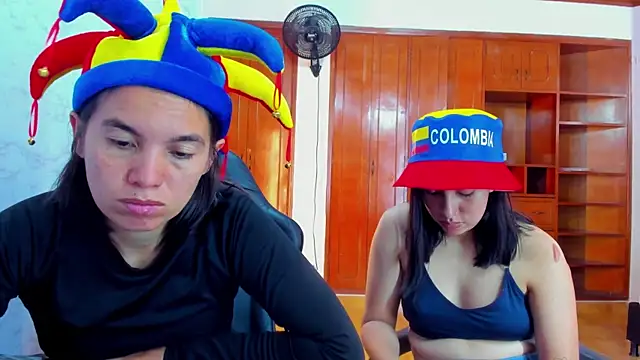 הופעת וובקאם של Soffy_and_Emily