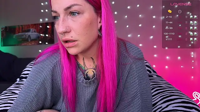 Tanya_Acid live XXX chat