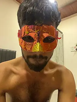 Priyanka011 Chat XXX in diretta