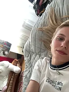 دردشة My_Hotgirl الجنسية المباشرة
