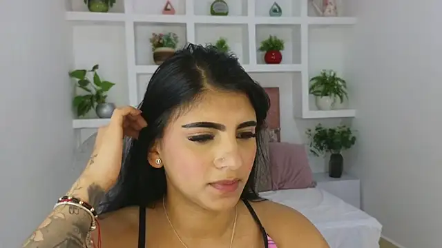 maiaa_ruiz's Live XXX Chat