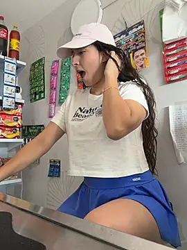 LittleDoll___: απευθείας συνομιλία ΧΧΧ