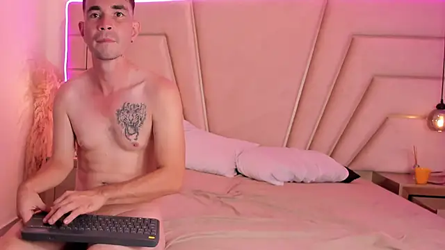 Show de Luna_and_Axell na webcam