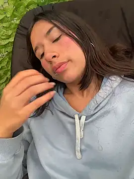 Chat +18 de LilyRossi_ ao vivo