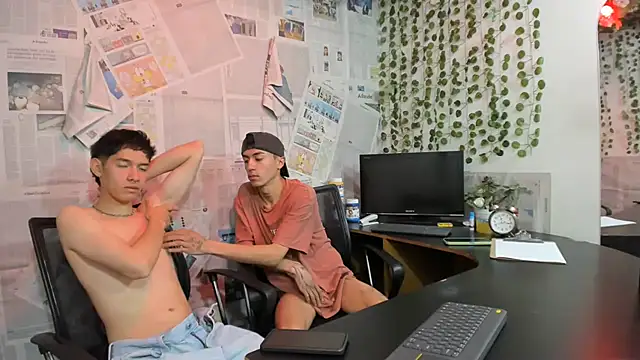 heyy_noah11のライブXXXチャット