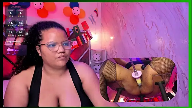 Živý XXX chat MhiaRey