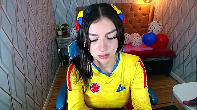 Angelchristix: онлайн-секс-чат