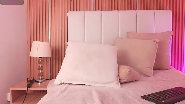 KimSensual_'s Live XXX Chat