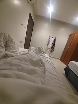 Wuyttiiygu Pertunjukan Webcam