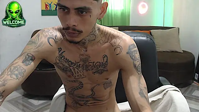 Chat XXX en directo de alpha_zom