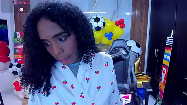 lia_16 Adlı Modelin Canlı XXX Sohbeti