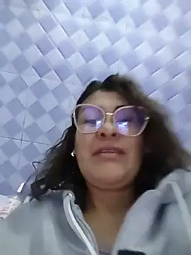 AlexxiaaMat – Naživo XXX chat