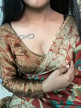 its_ur_flora's Live XXX Chat
