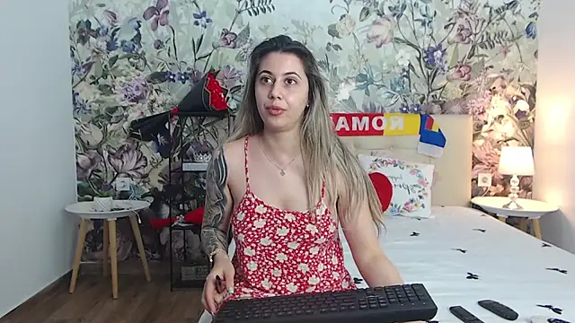 RoseDiamond06's Live XXX Chat