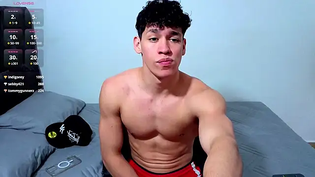 Luke_Muscle 现场XXX聊天