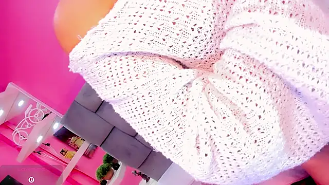 Michelle_San 现场XXX聊天