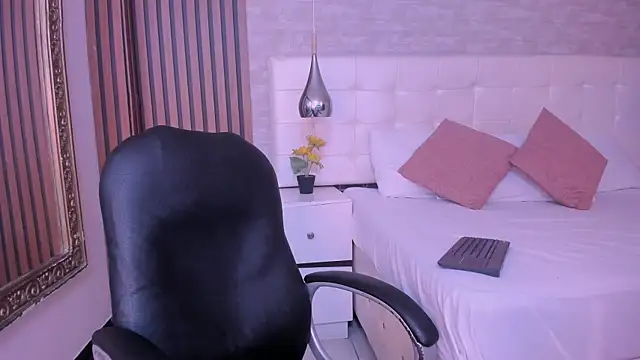 LeoRydeer Chat XXX in diretta