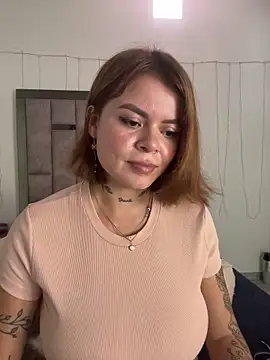 Sexy__Giirl Adlı Modelin Canlı XXX Sohbeti
