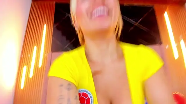 Chat XXX ao vivo de AinaPink