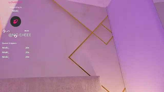 XXX chat uživo modela Nioki_