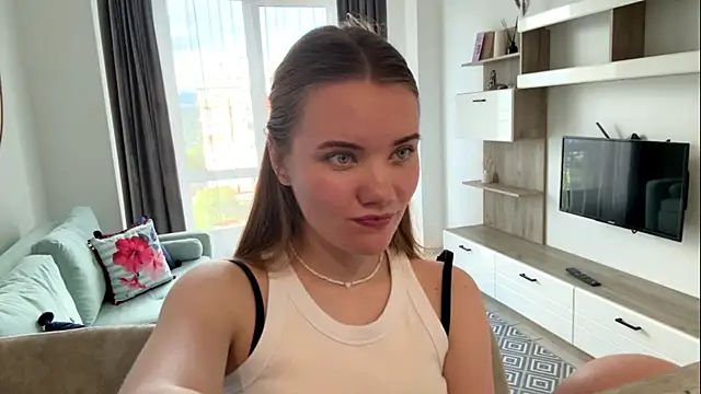 doana_bebriti Adlı Modelin Canlı XXX Sohbeti