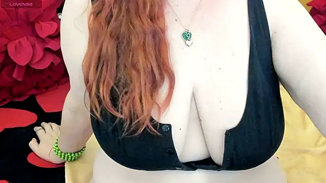 Chat XXX en directo de SinFulTitsDD
