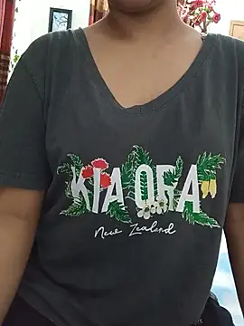 Tanha18 Live XXX-chat