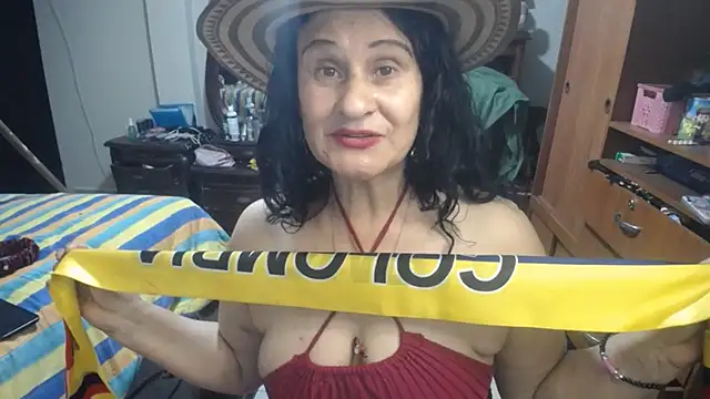 jazmin_mature_'s Live XXX Chat