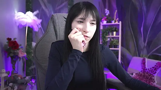 SeraphineSparda's Live XXX Chat