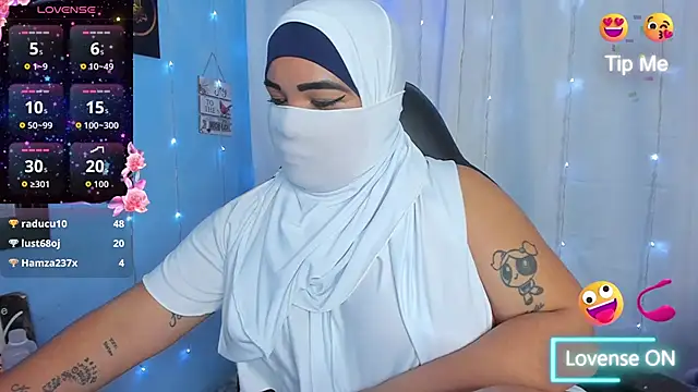 Falak-Yasin: онлайн-секс-чат