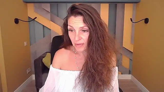 Онлайн чат XXX EllaLong