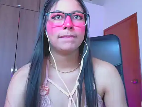دردشة _ALLYSON18_ الجنسية المباشرة