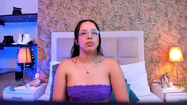 Chat XXX en directo de ValkyriaSteel