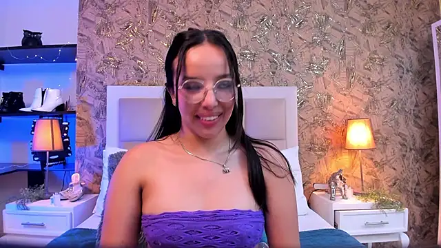 Chatroom XXX en direct de ValkyriaSteel