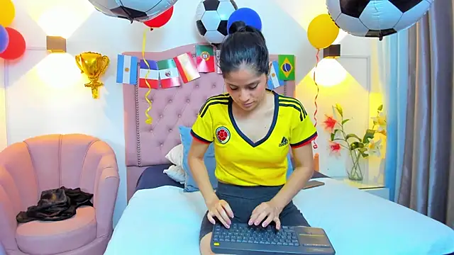 Paulynavera Live XXX-Chat