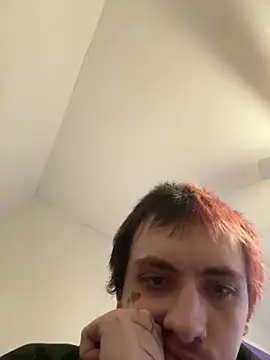 Capwildd_124 XXX чат на живо